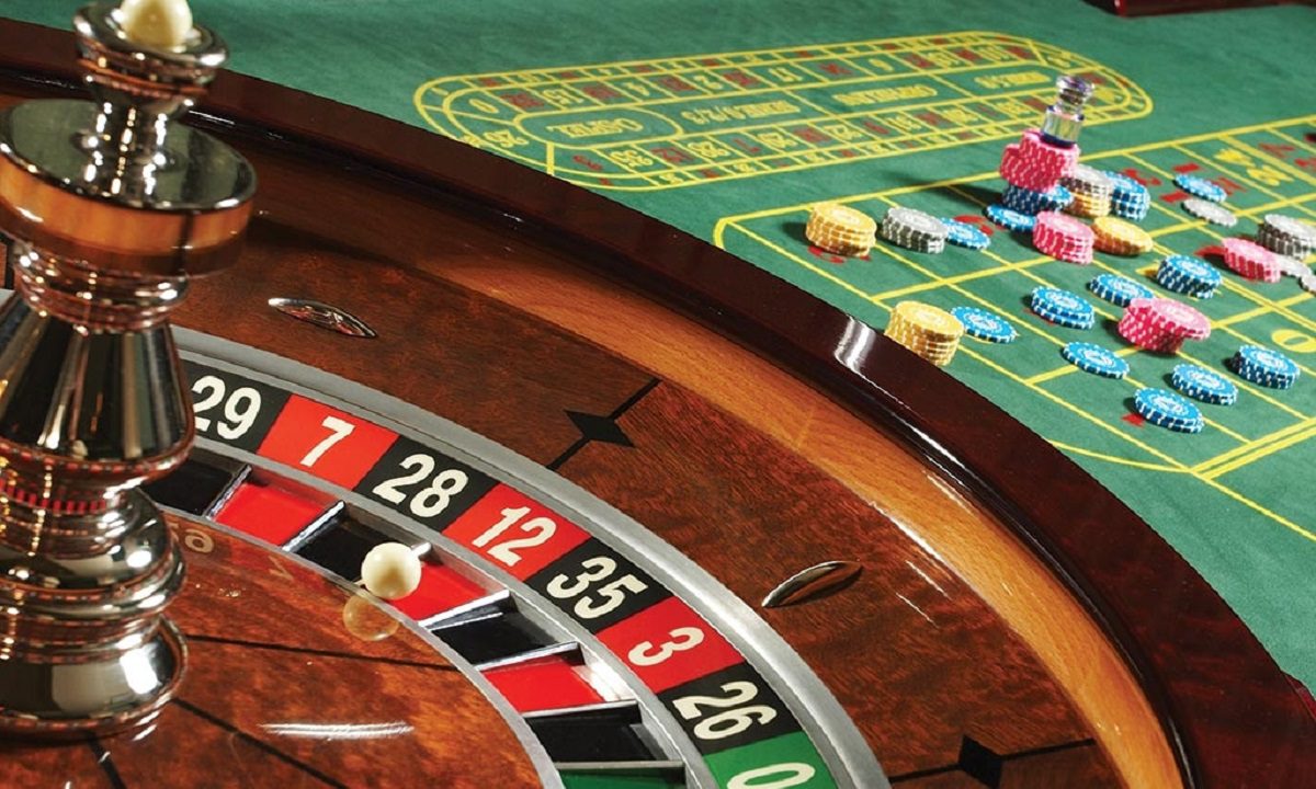 Έβγαλαν 7 εκατομμύρια με το πιο… ψεύτικο ανακάτεμα φύλλων στα καζίνο