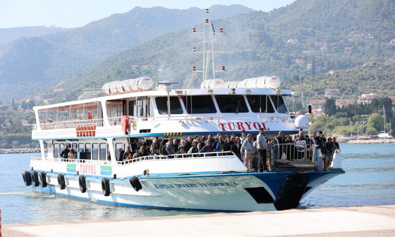 Ελληνικά νησιά: Από την Παρασκευή η «εισβολή» Τούρκων τουριστών στην Ελλάδα λόγω της αργίας για το μπαϊράμι. Αναλυτικά όλες οι λεπτομέρειες.