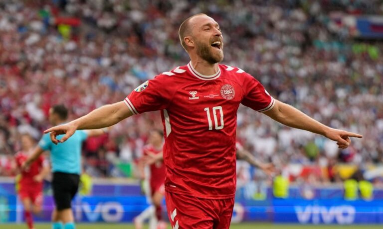 Τρία χρόνια και τέσσερις ημέρες μετά την ανακοπή καρδιάς που υπέστη ο Κρίστιαν Έρικσεν επέστρεψε σε Euro, πετυχαίνοντας γκολ για τη Δανία
