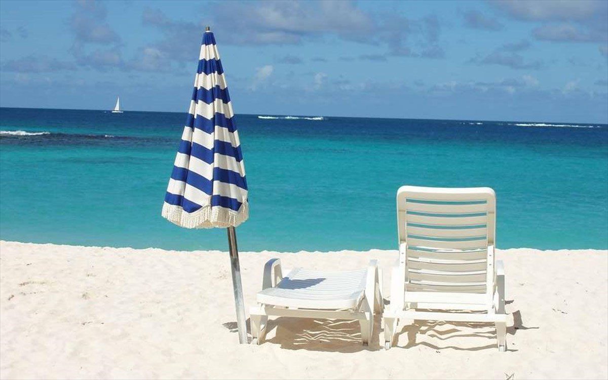 «Ζήσε τον μύθο σου στην Ελλάδα», αλλά 1 στους 2 Έλληνες δεν θα κάνει διακοπές λόγω ακρίβειας! – Έρευνα σοκ
