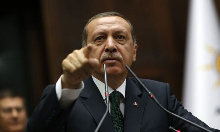 Κυπριακό: «Ο Ερντογάν έχει φάει τα μούτρα του και γι αυτό είναι πιεσμένος από παντού», εκτιμούν ειδικοί αναλυτές επί του θέματος.