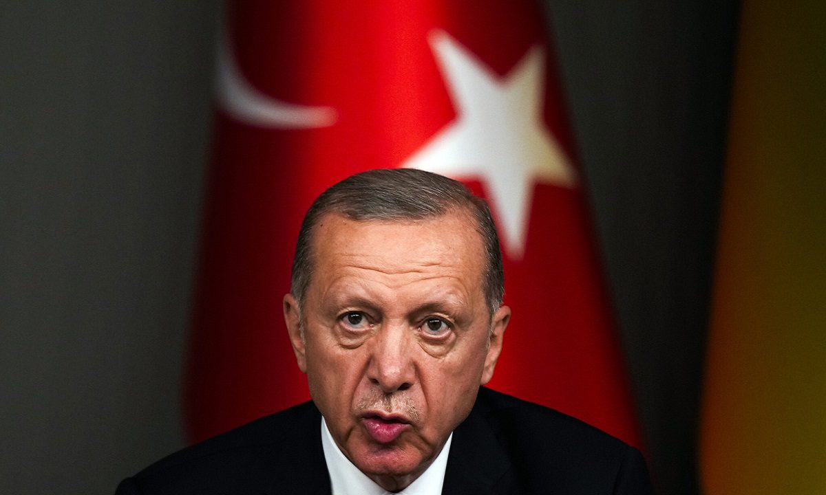 Δε σταματάει τις προκλήσεις ο Ερντογάν – Προαναγγελία για τουρκικές βάσεις στα Κατεχόμενα;