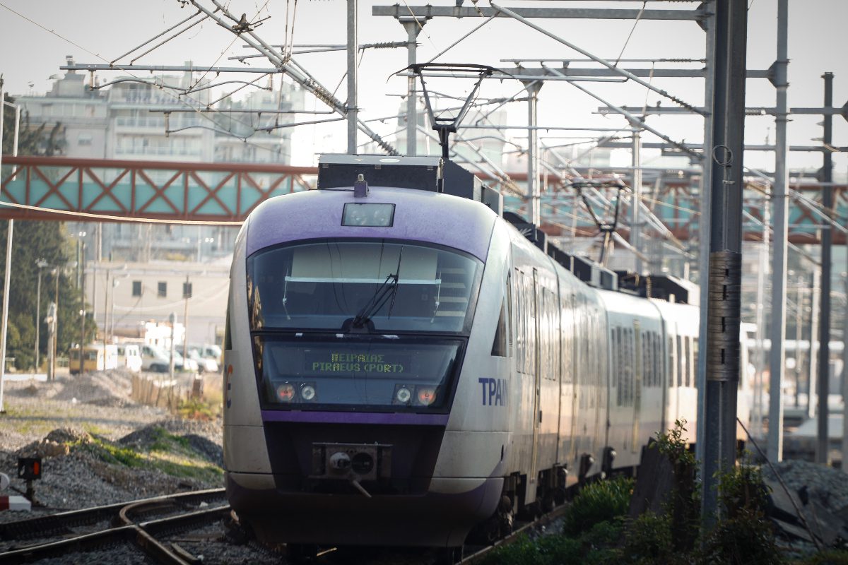 Οργή με το νέο εγκληματικό λάθος από ΟΣΕ – Hellenic Train: Συρμός του Προαστιακού μπήκε στις γραμμές του Μετρό!