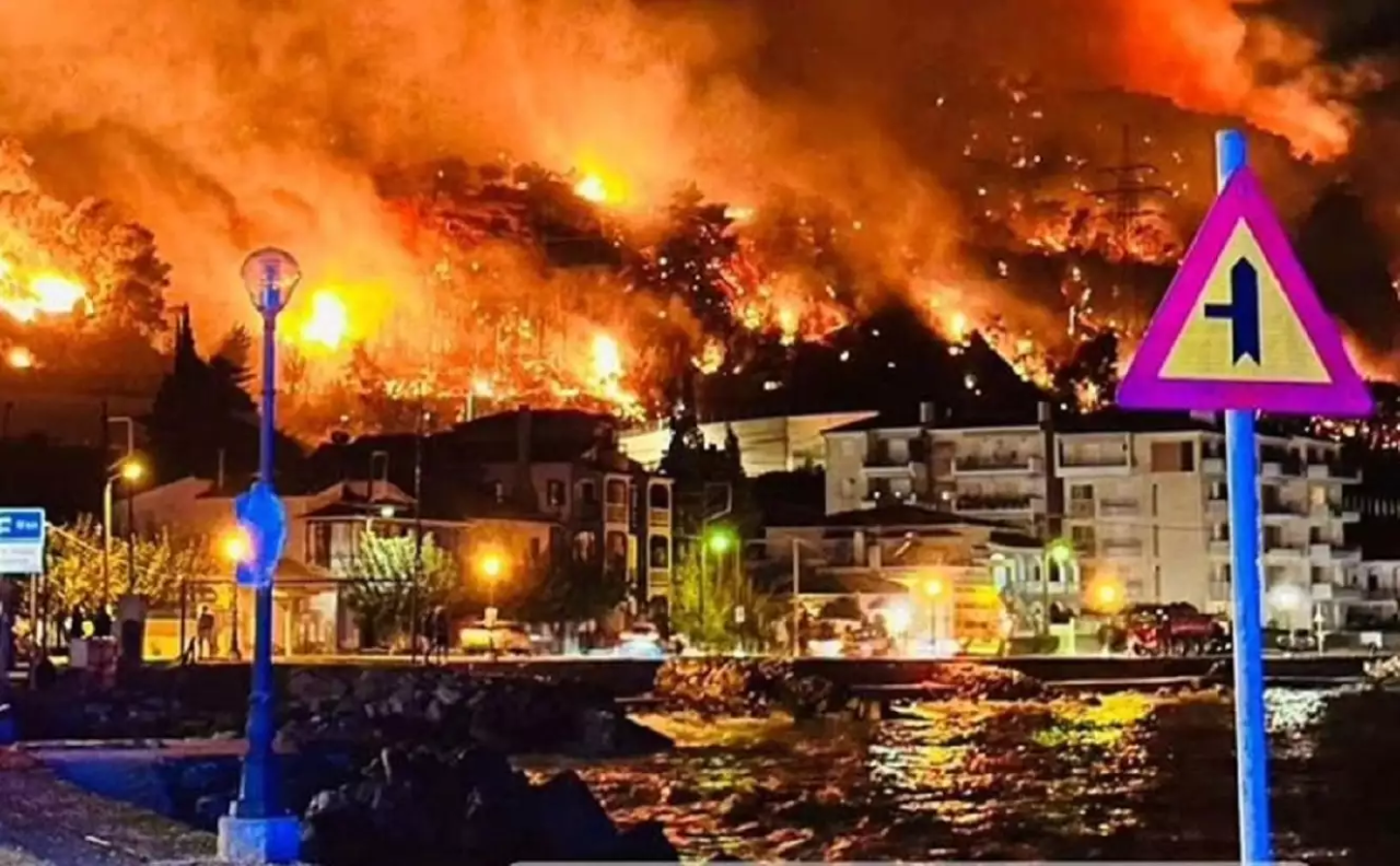 Δραματικό μήνυμα από τους εποχικούς: «Σας ζητάμε συγνώμη για την καταστροφή - ΔΙΩΧΝΟΥΝ ΠΥΡΟΣΒΕΣΤΕΣ - 4.000 τα κενά στη Πυροσβεστική».