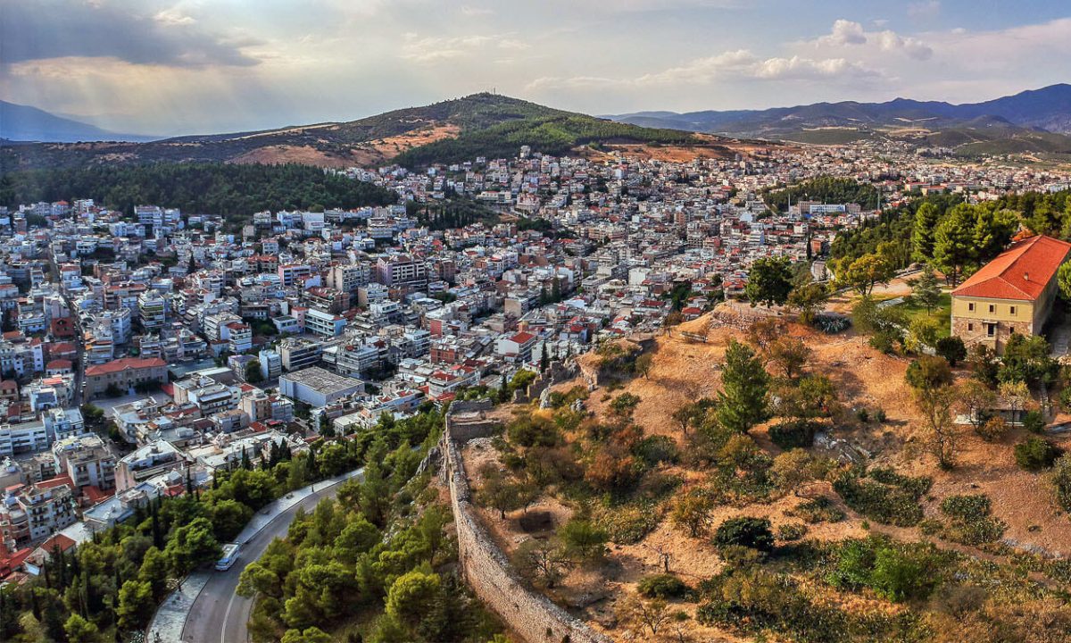 Ποια πασίγνωστη πόλη της Ελλάδας λεγόταν για 1000 χρόνια Ζητούνι και γιατί;