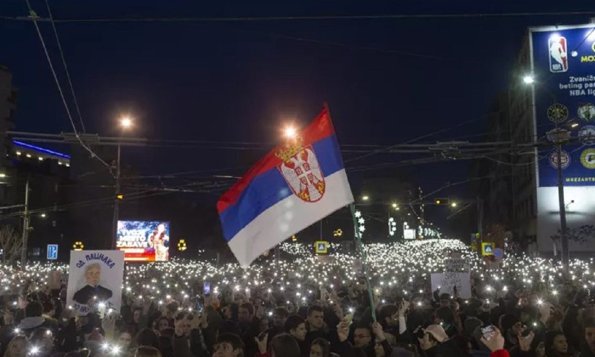 Σερβία: Απίστευτο αυτό που έκαναν αγρότες στους φοιτητές