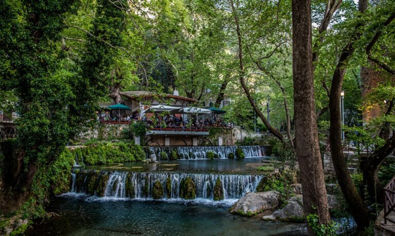 Παράδεισος 1,5 ώρα από την Αθήνα