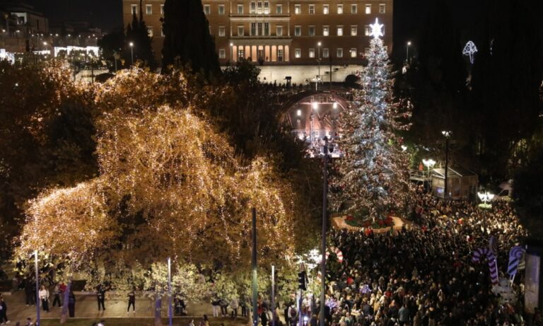 Η ΕΡΤ θα δείξει ελάχιστα την αλλαγή χρονιάς από το Σύνταγμα με Δεληβοριά και Μποφίλιου