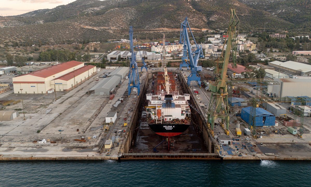 Πως γίνεται τα ελληνικά ναυπηγεία να μην κατασκευάζουν πλοία;